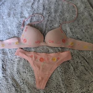 VS bra and panty set